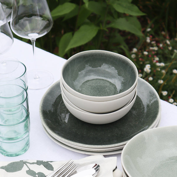Dinnerware Sets