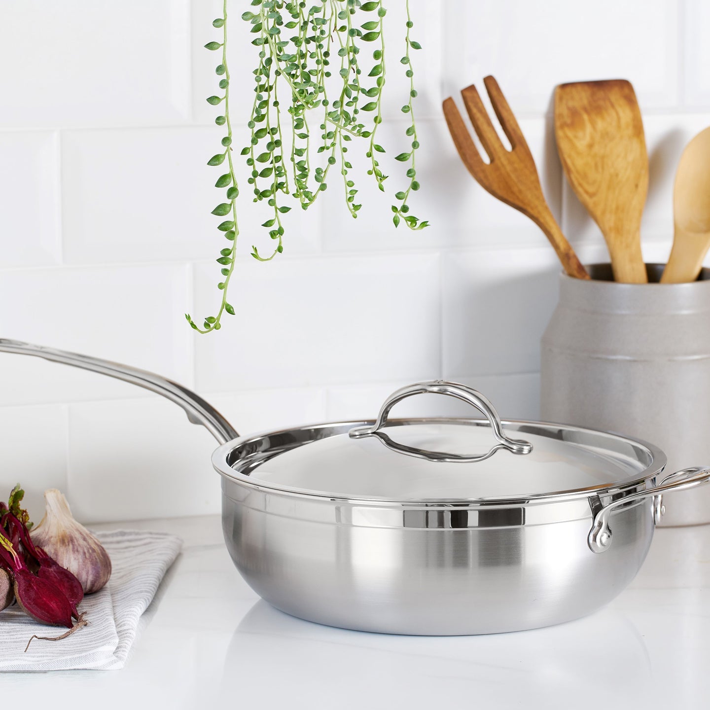 Hestan ProBond Essential Non-Stick Cookware Pan with Lid, featuring durable ProBond non-stick technology